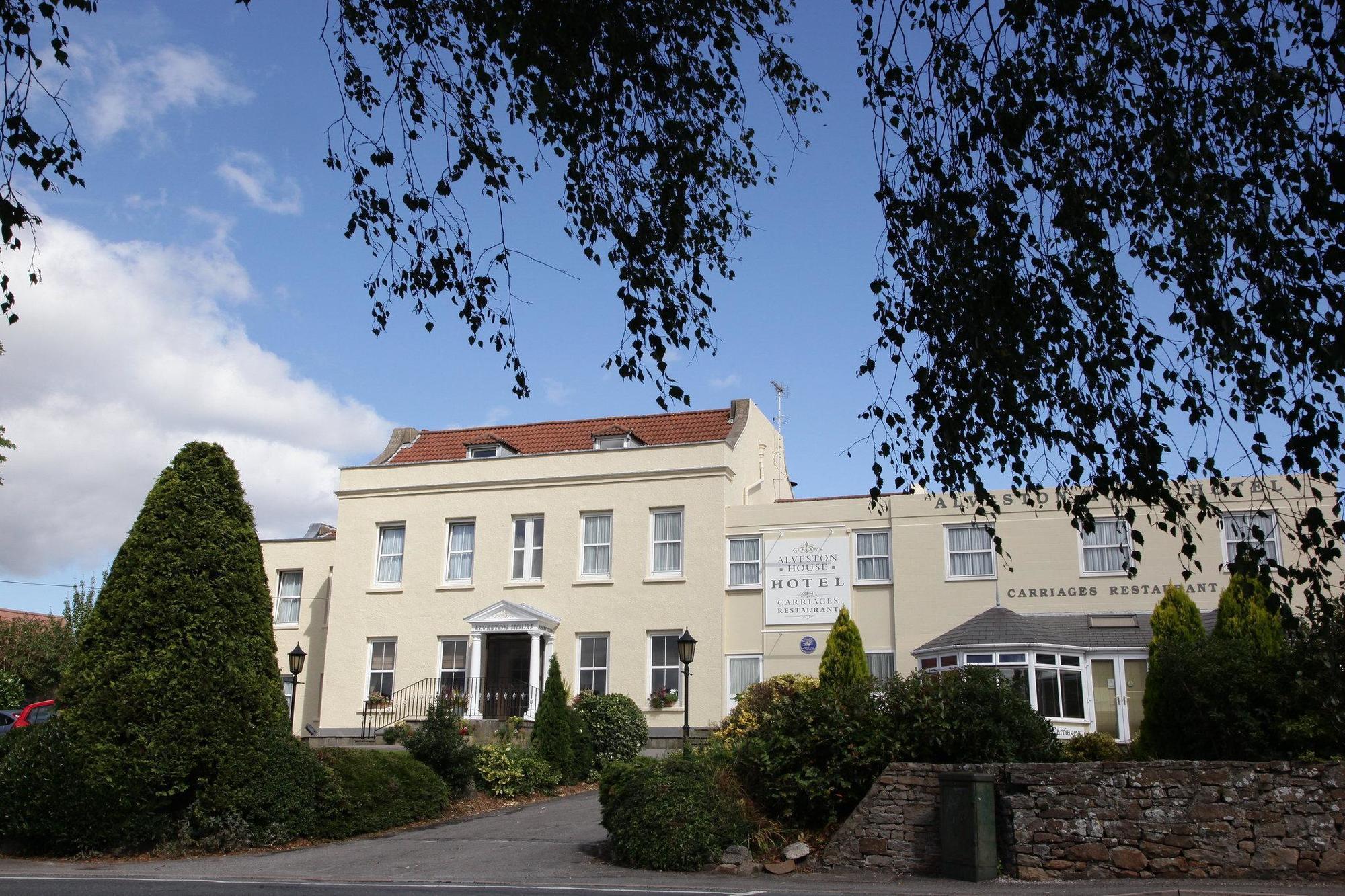 Hotel House 3*