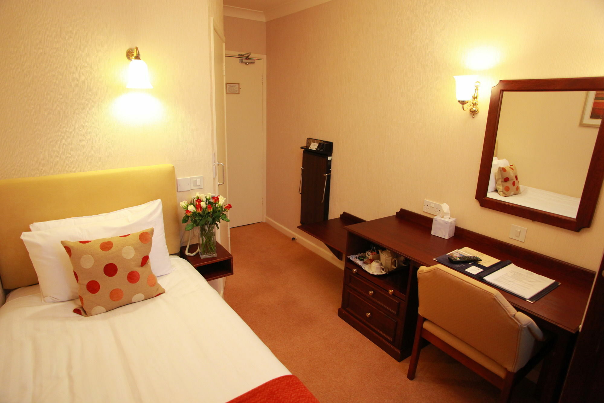 Hotel House 3*